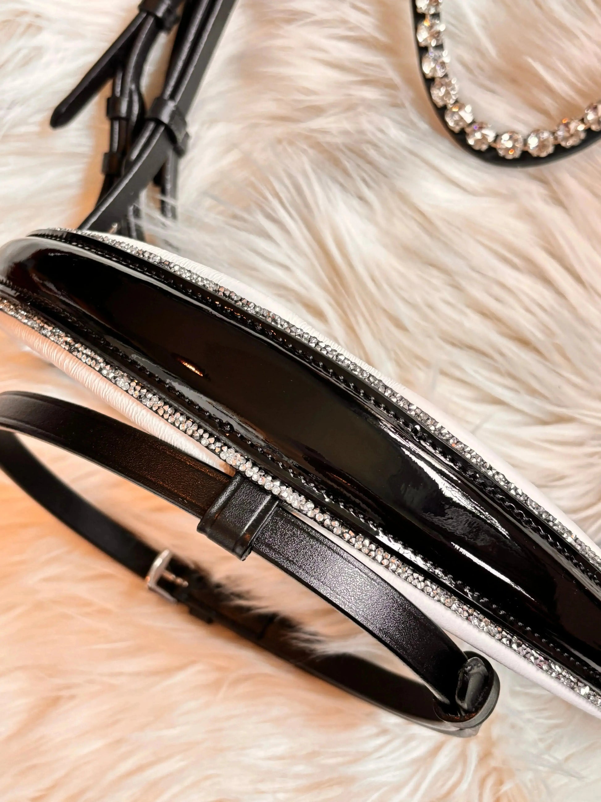 Classic Collection- Trense White Queen CR-Harmonyequestrian