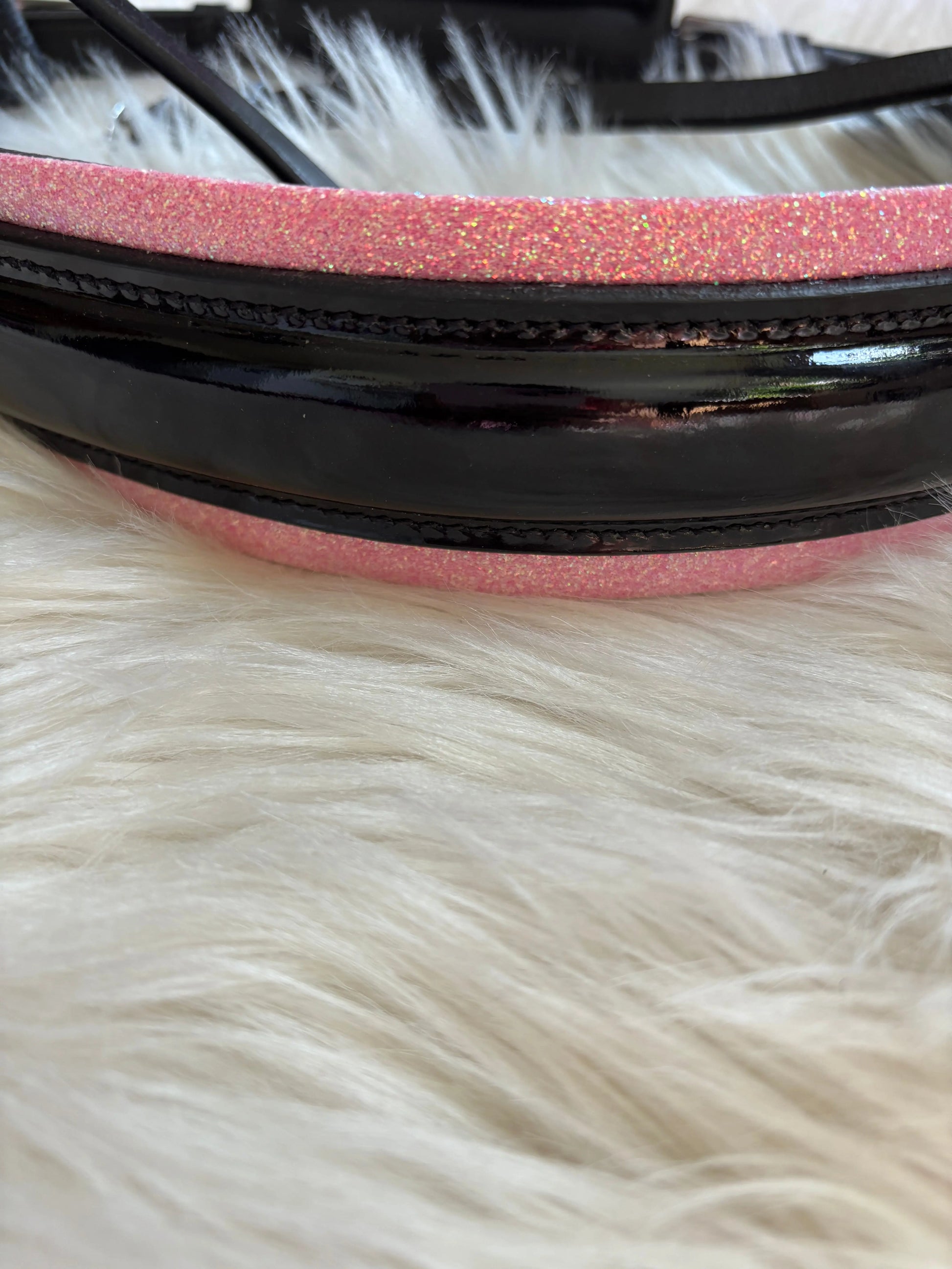 Pink Stardust“ – Nasenriemen für Kandaren & Trensen mit oder ohne Sperrriemen CR-Harmonyequestrian