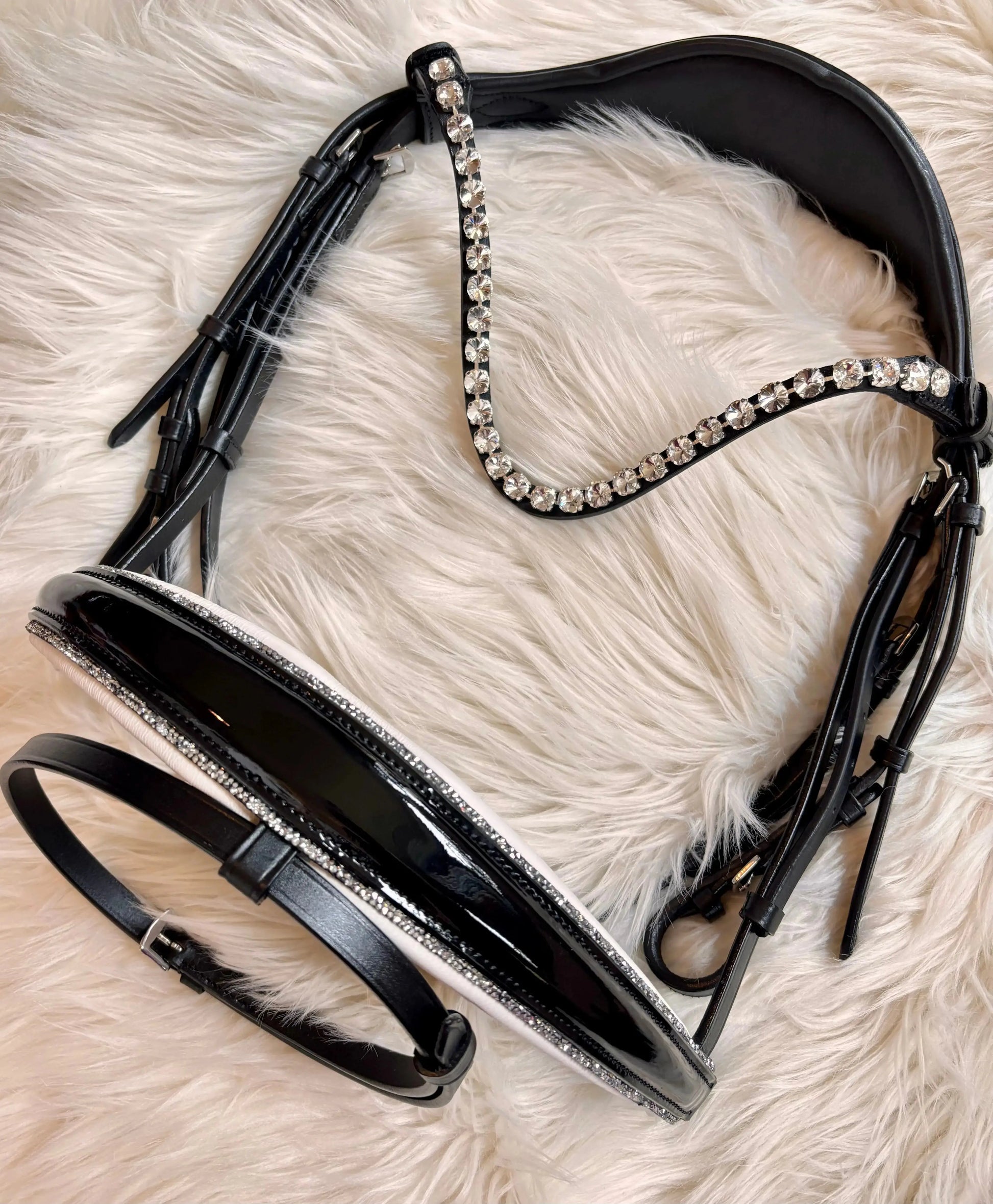 Classic Collection- Trense White Queen CR-Harmonyequestrian