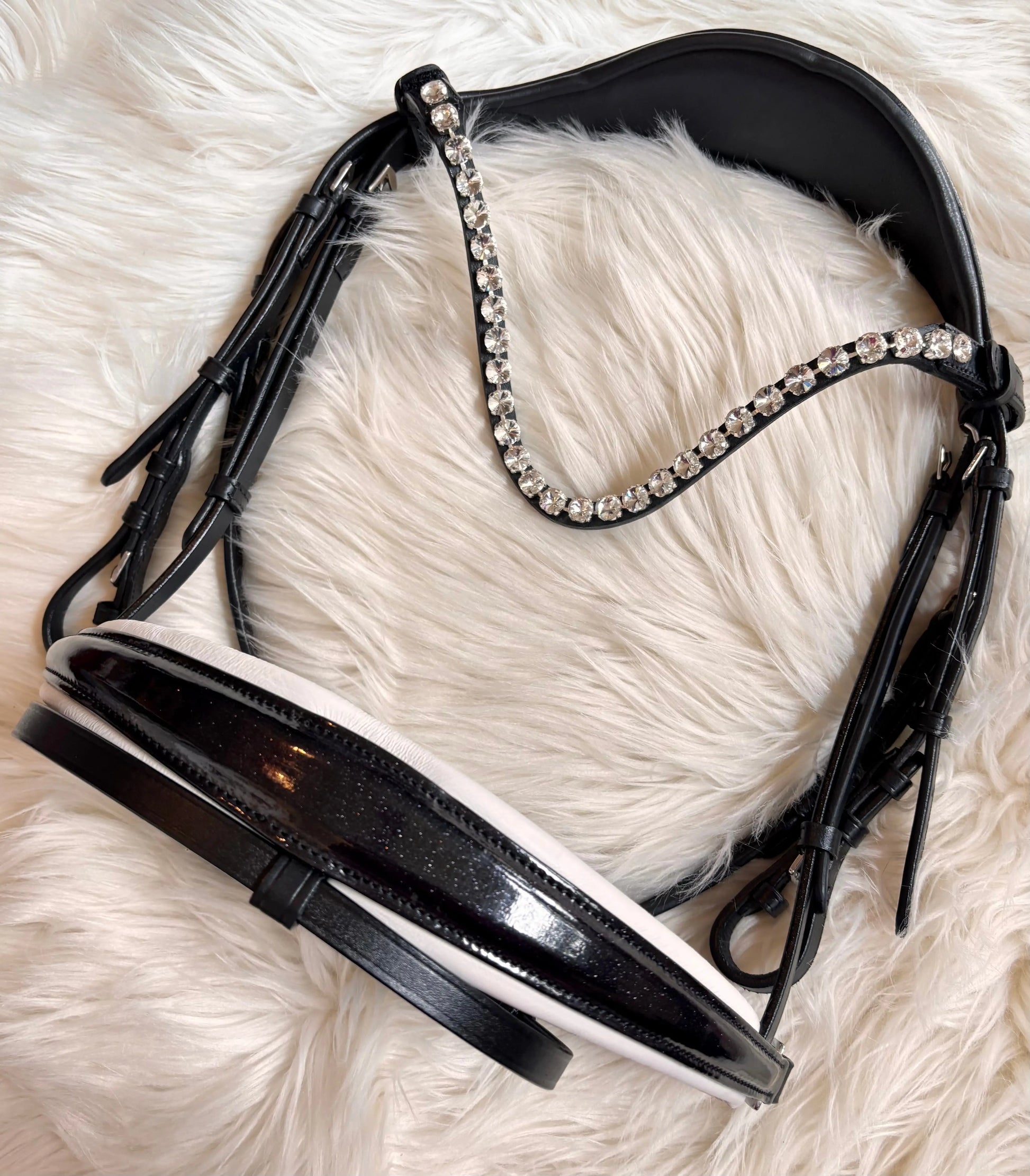 Trense Sparkle glitzernder Lack, weiß oder schwarz unterlegt - CR-Harmonyequestrian