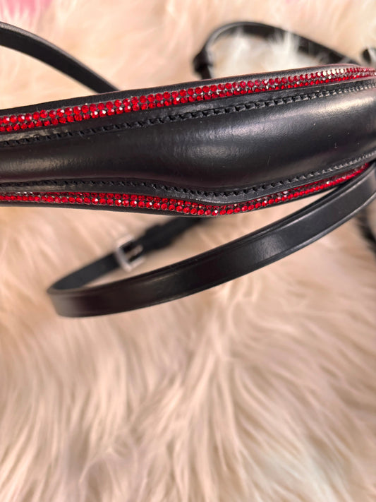 Nasenriemen Crystal Red CR-Harmonyequestrian