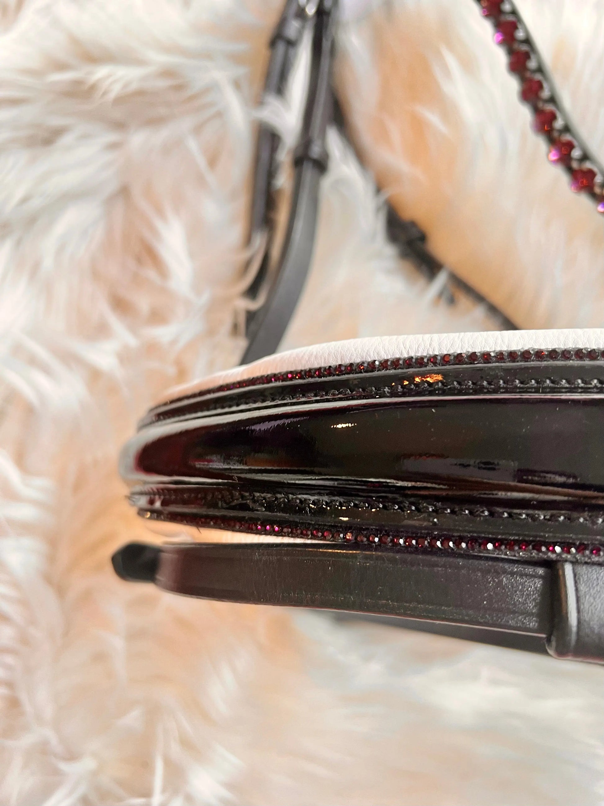 Lacktrense mit purple Crystals CR-Harmonyequestrian