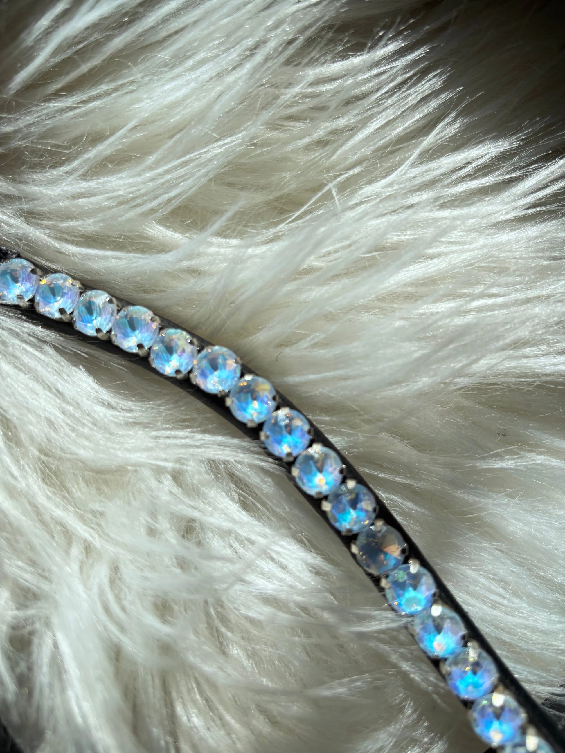 Gebisslose Lack Trense mit Glitzerpad Crystal L.Blue & Slim Stirnriemen in Warmblut XL - CR-Harmonyequestrian