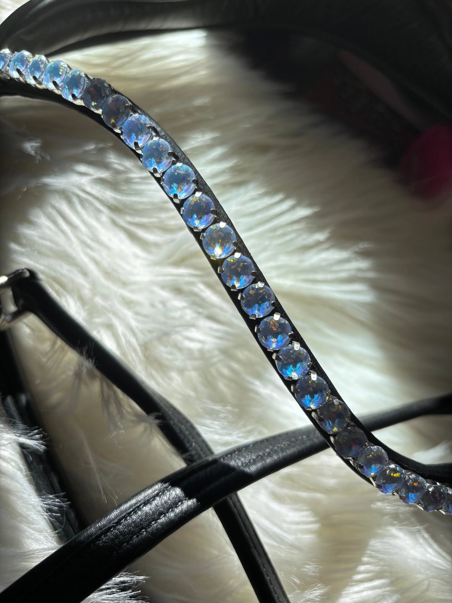 Gebisslose Lack Trense mit Glitzerpad Crystal L.Blue & Slim Stirnriemen in Warmblut XL - CR-Harmonyequestrian