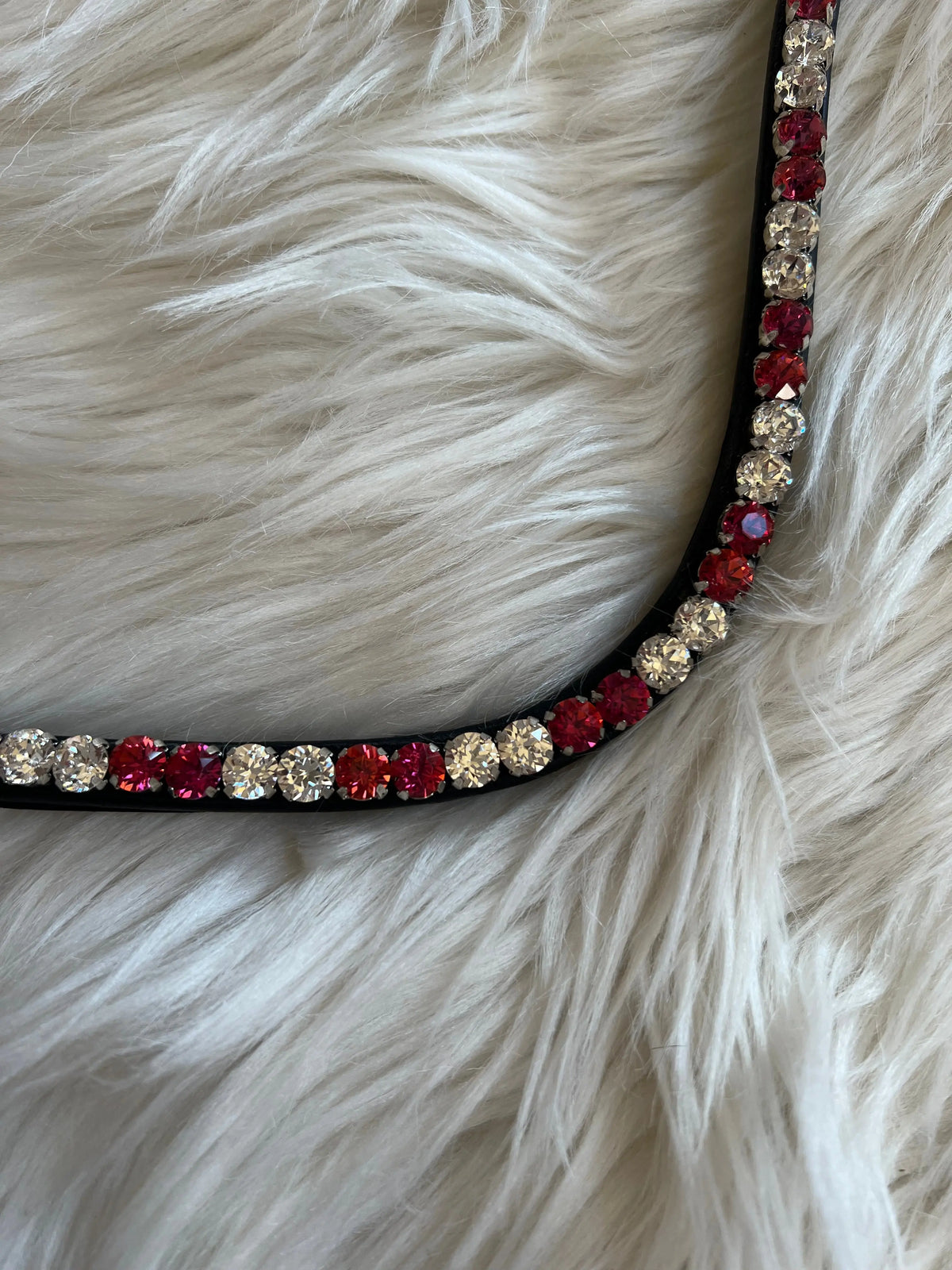 Slim Scarlet Spark Stirnriemen Rot 8mm Crystals Gesamtansicht