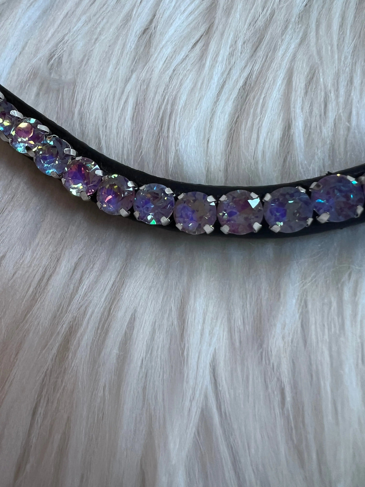 Slim Medusa stirnbånd med 8mm krystaller, samlet overblik