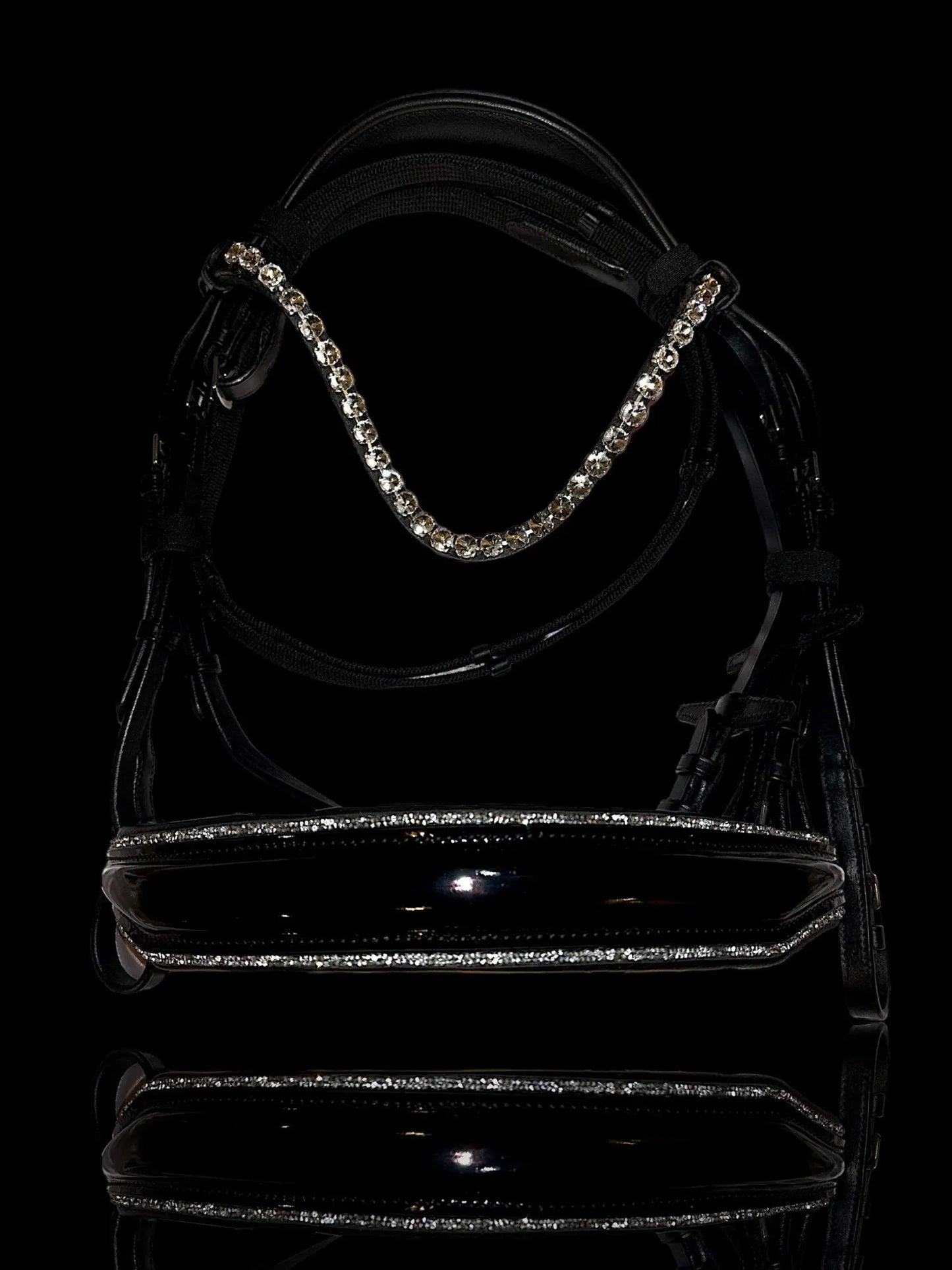 Trense Glamourös mit Lack und Crystal Dust, anatomisch mit oder ohne Sperrriemen - Trense