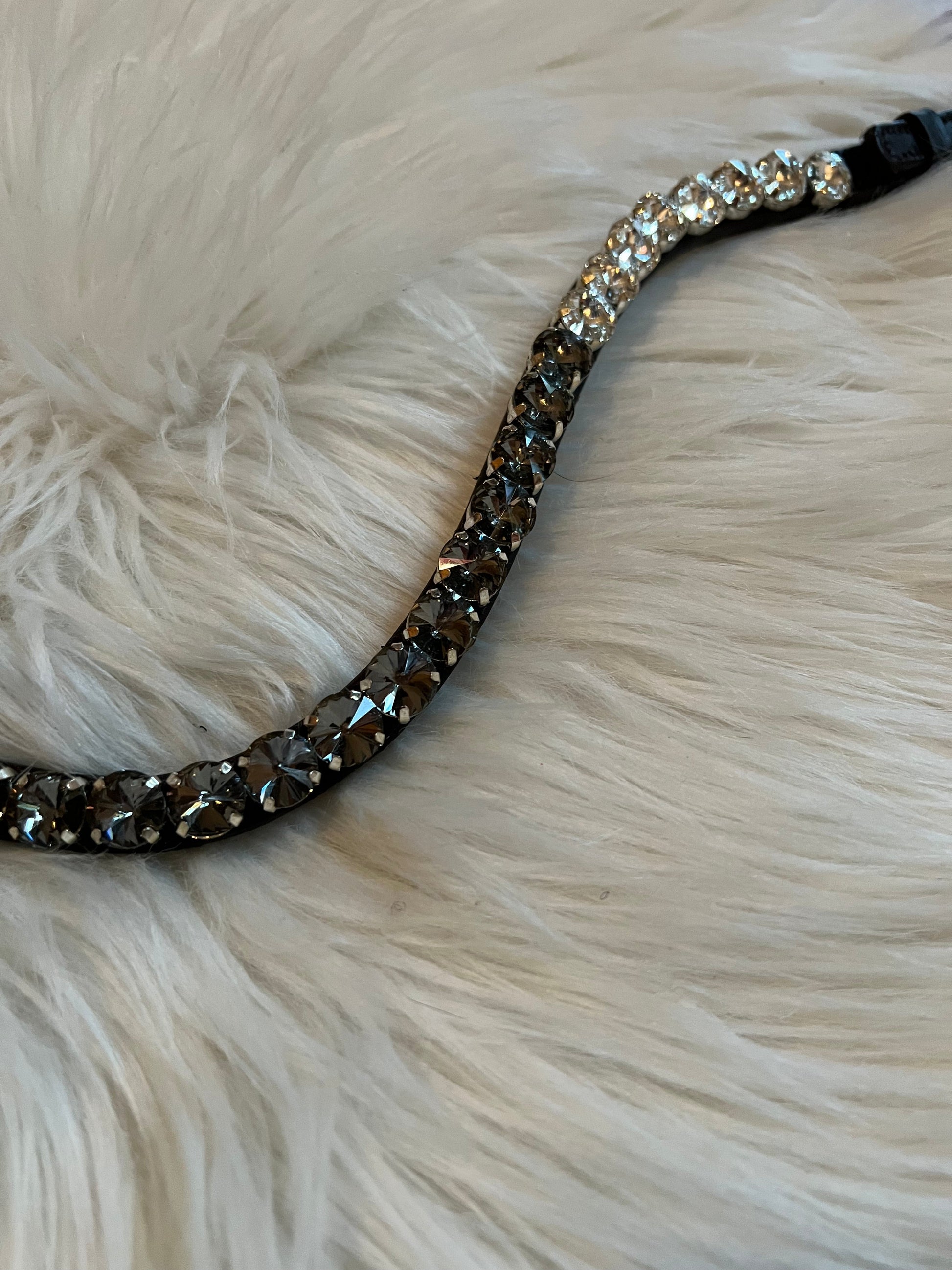 Smoky Crystal Stirnriemen – 12 mm Crystals CR-Harmonyequestrian