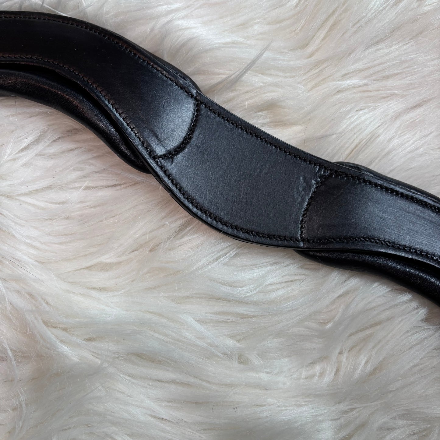 Neu anatomische Genickstücke (braun und schwarz)
