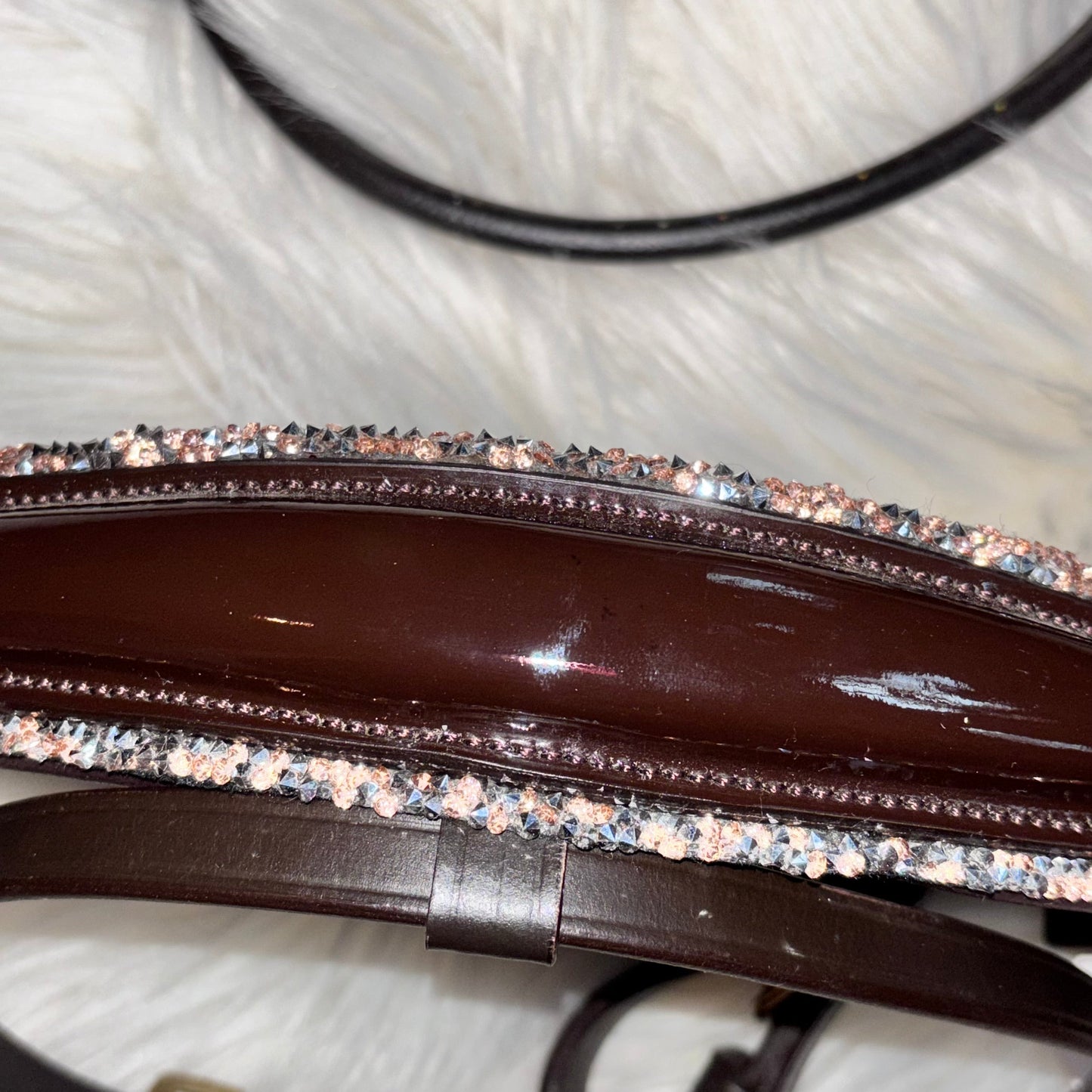 Brown Lacquer Champagne – Rundgenäht, Soft-Genick, Einzelstück (vergünstigt) CR-Harmonyequestrian