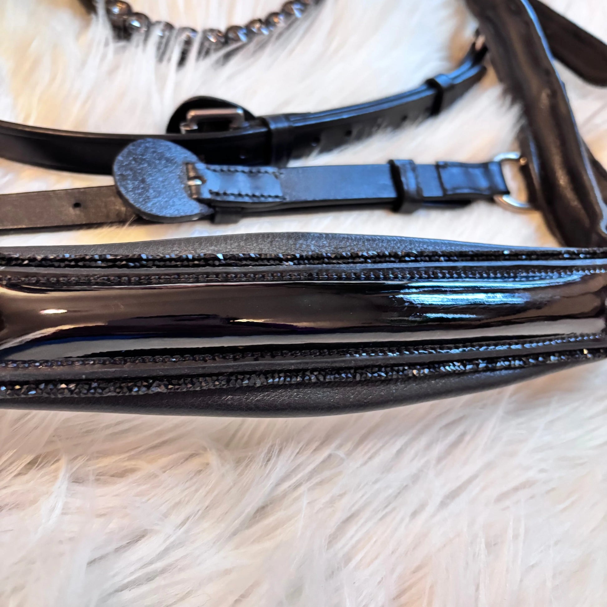 Midnight Supreme Black CR-Harmonyequestrian