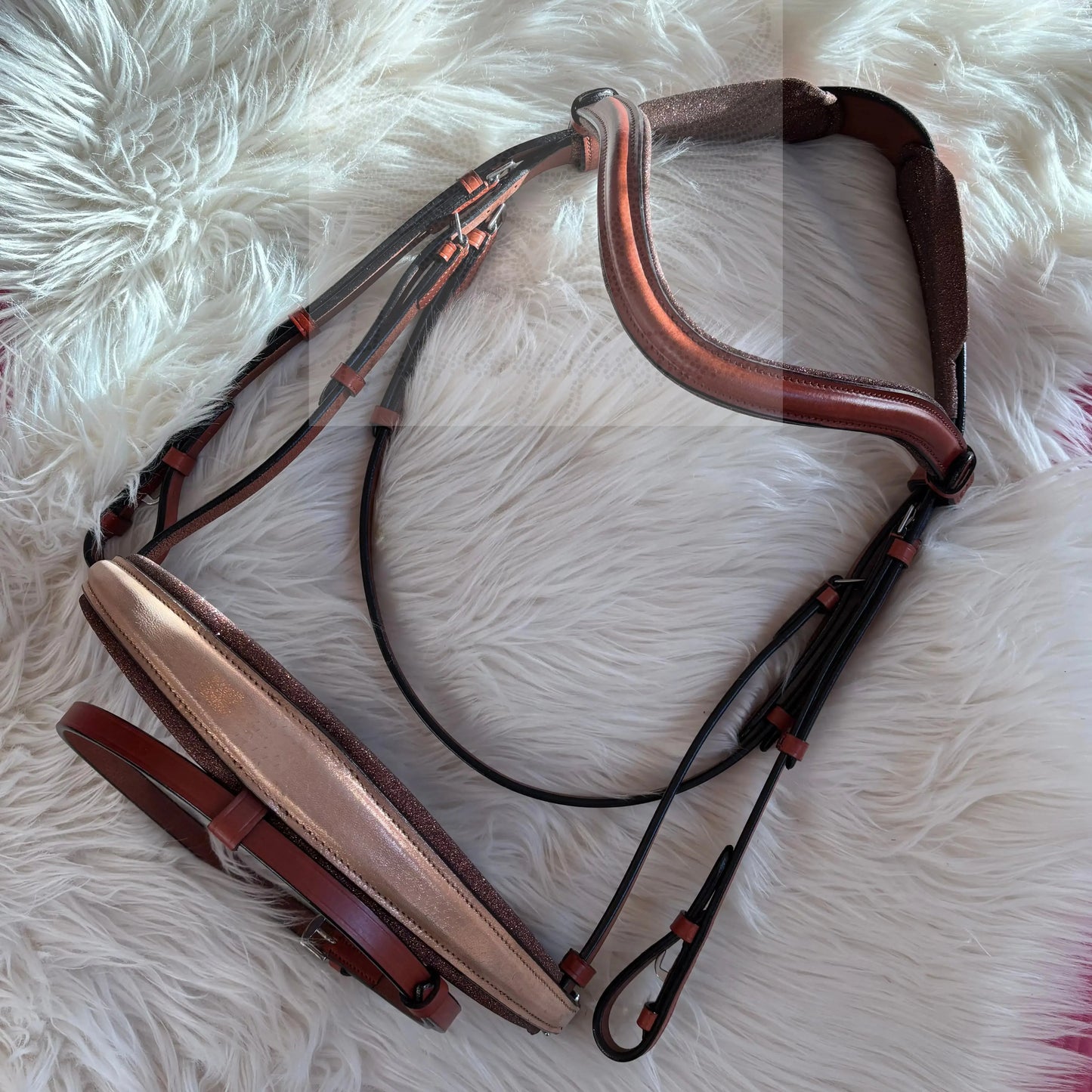 Trense Sienna in Tan Leder - anatomische Trense für Pferde - Ansicht 6