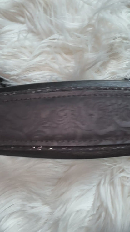 Kandare „Black Bloom“ – rundgenäht & elegant mit Blumenmuster